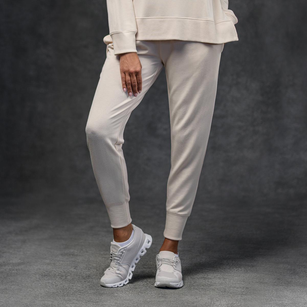 Almond Women's Essential Jogger