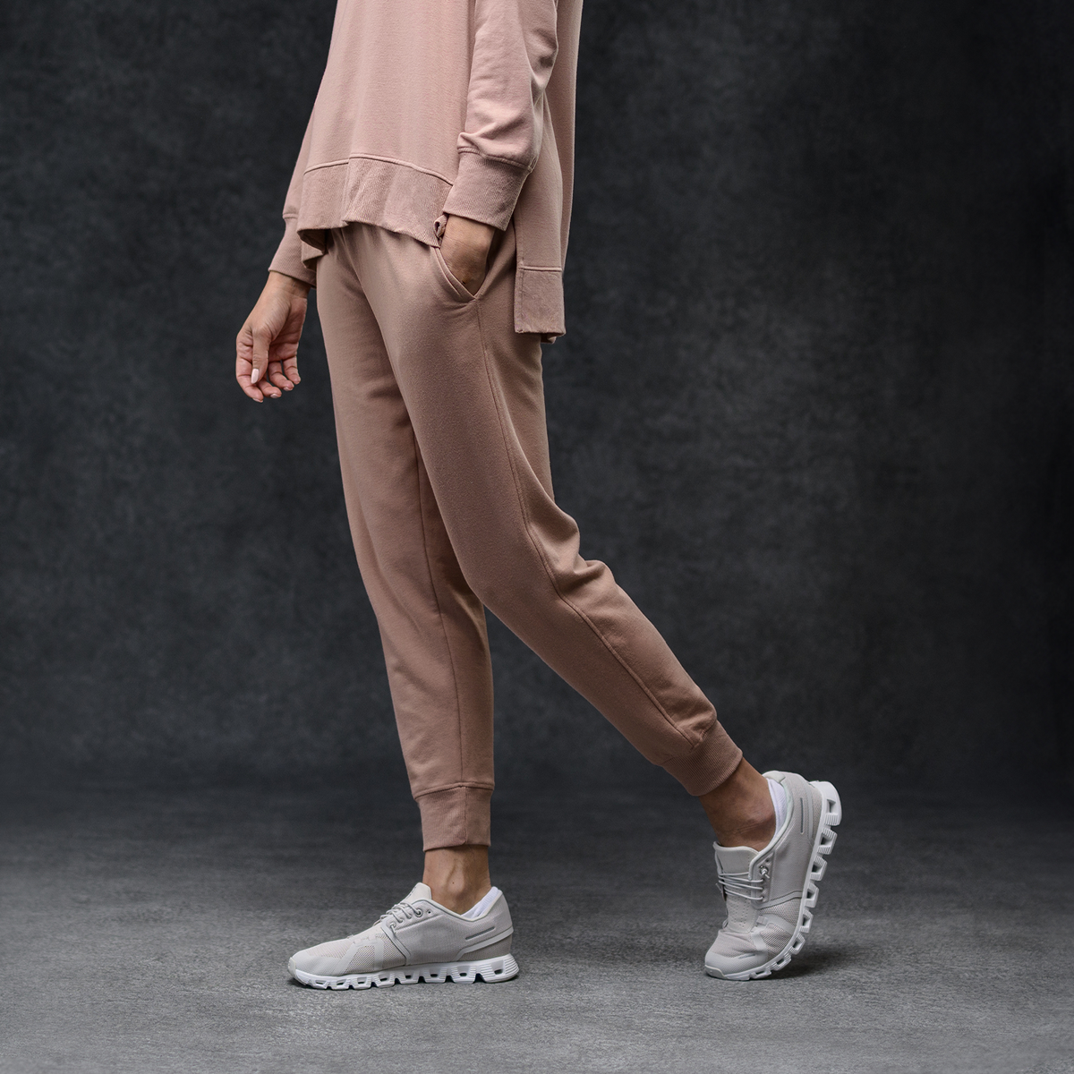 Petal Women's Essential Jogger