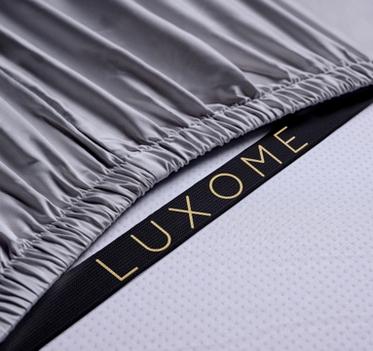 Luxury bamboo fitted sheet with elastic strap