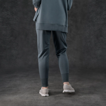 Spruce Women's Essential Jogger