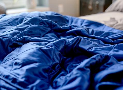 Sapphire Lightweight Blanket detail