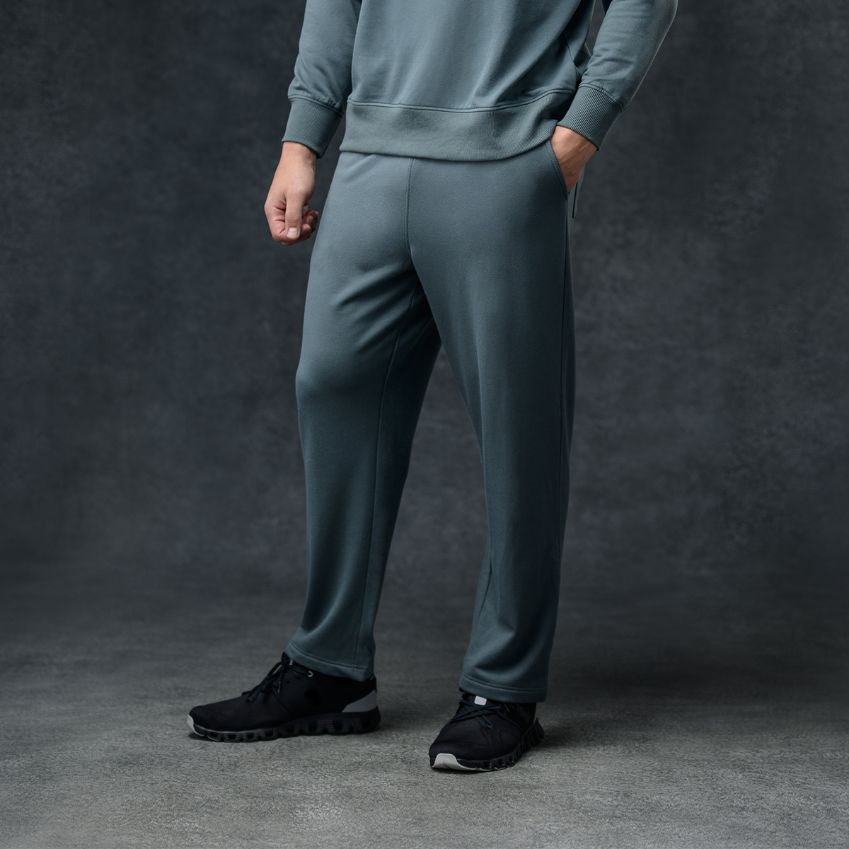 Spruce Men's Essential Relaxed Pant