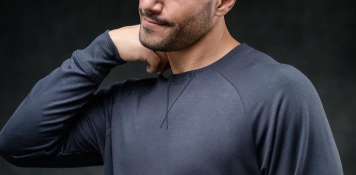 Men's Essential Crew detail in storm