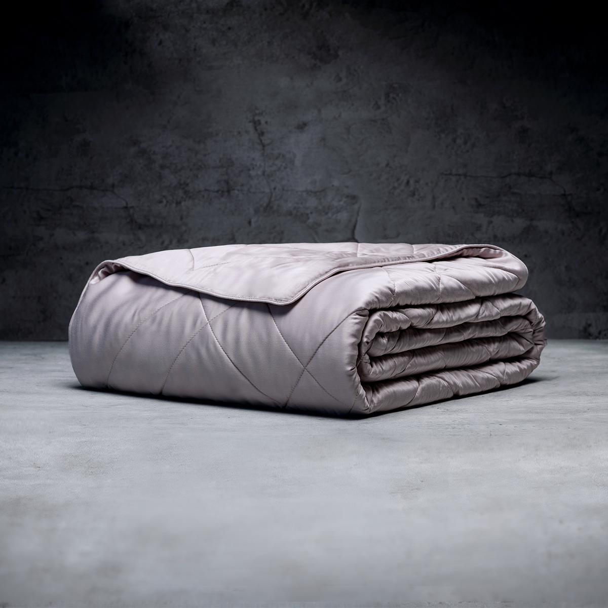 Dove Lightweight Blanket