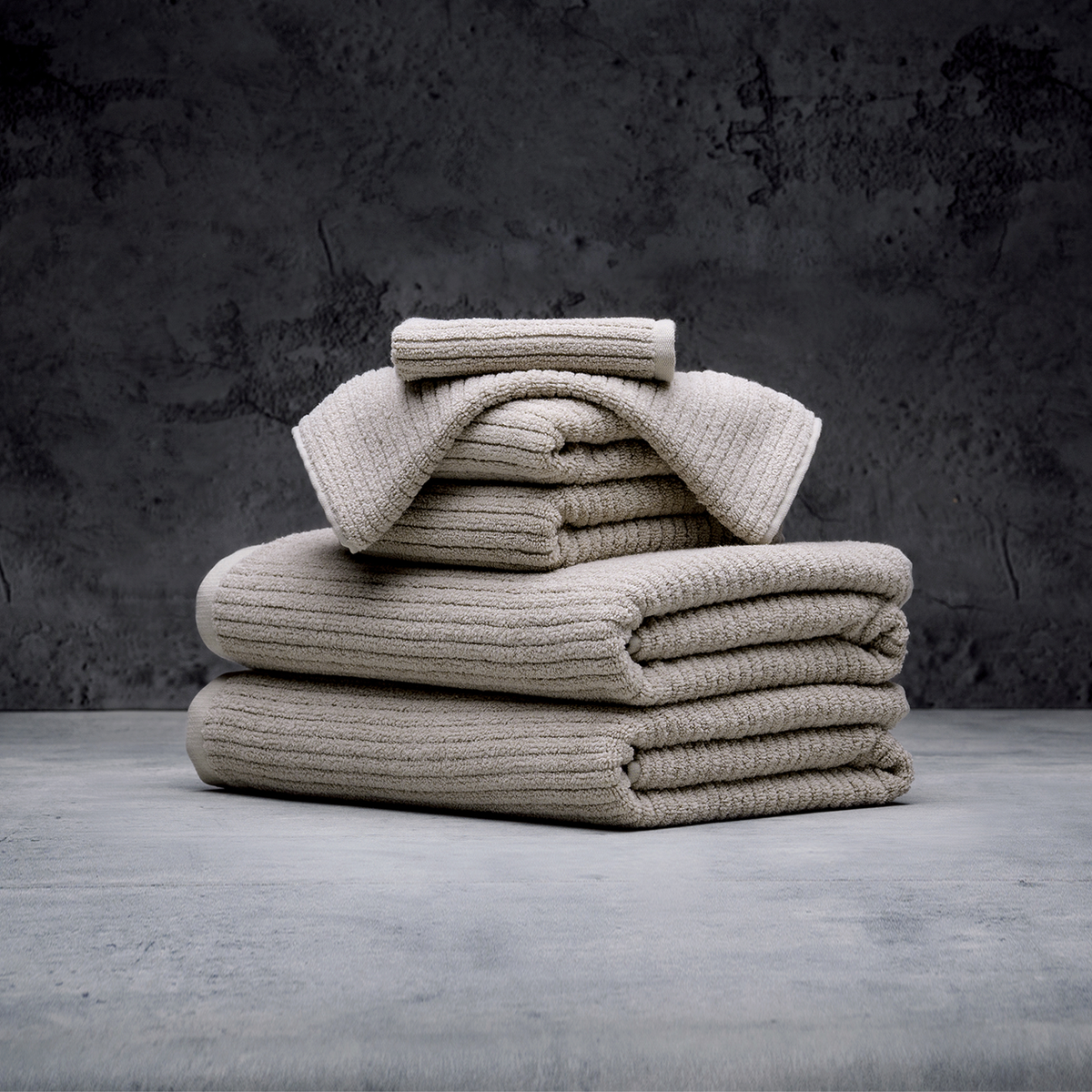 Oyster Plush Performance Towel Set