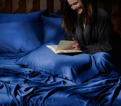Under the cooling Luxury Bamboo Sheets in sapphire