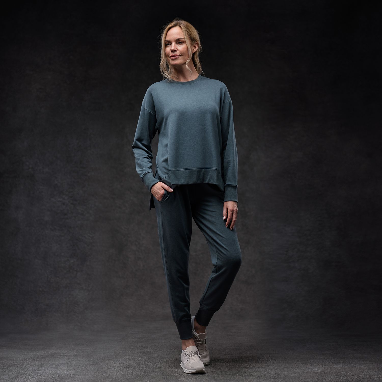 Spruce Women's Essential Tunic + Jogger Set