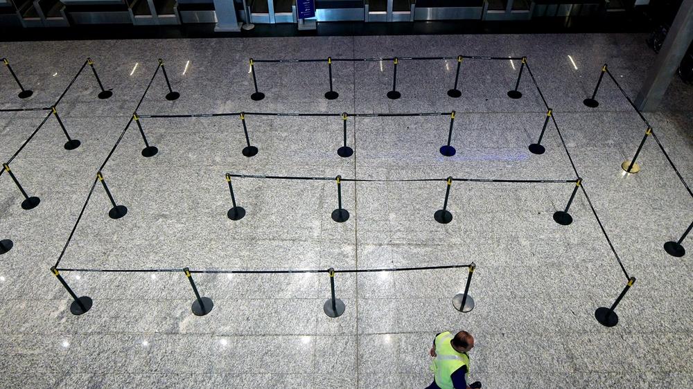 Huelga General Impacta el Transporte Aéreo: Posibles Alteraciones en Vuelos del Jueves