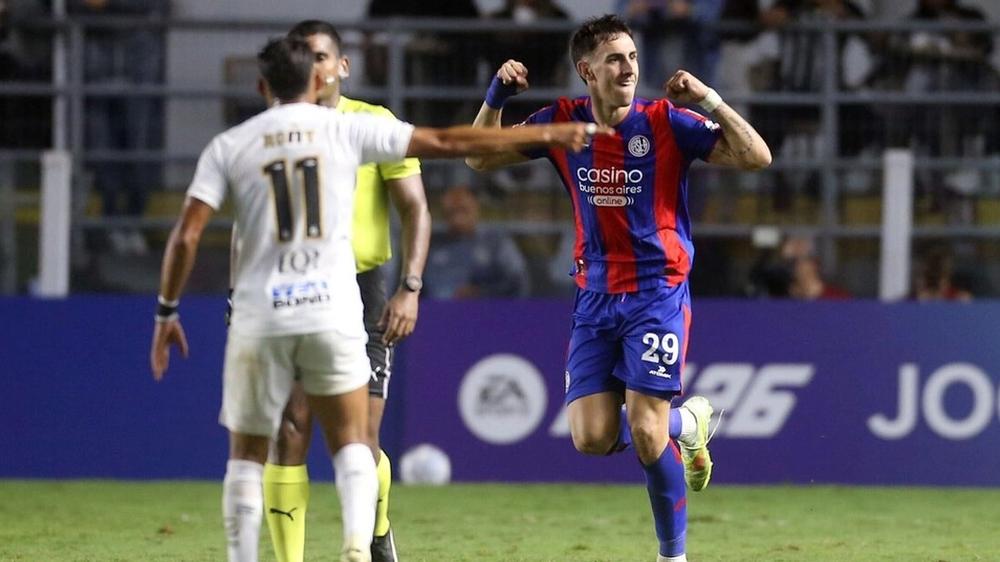 San Lorenzo empata con garra en Brasil y lidera su grupo en la competencia continental