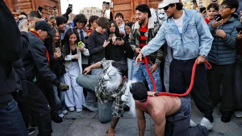 Barcelona: Incidentes derivan en arrestos durante masiva congregación de 'therians'