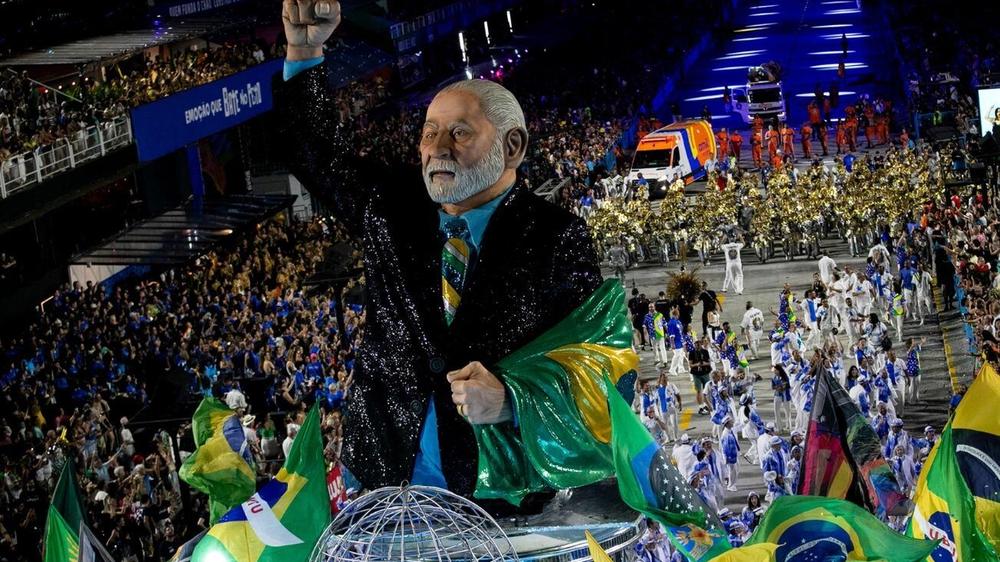Carnaval de Río: Homenaje a Lula da Silva en Desfile Desata Controversia Pre-Elecciones
