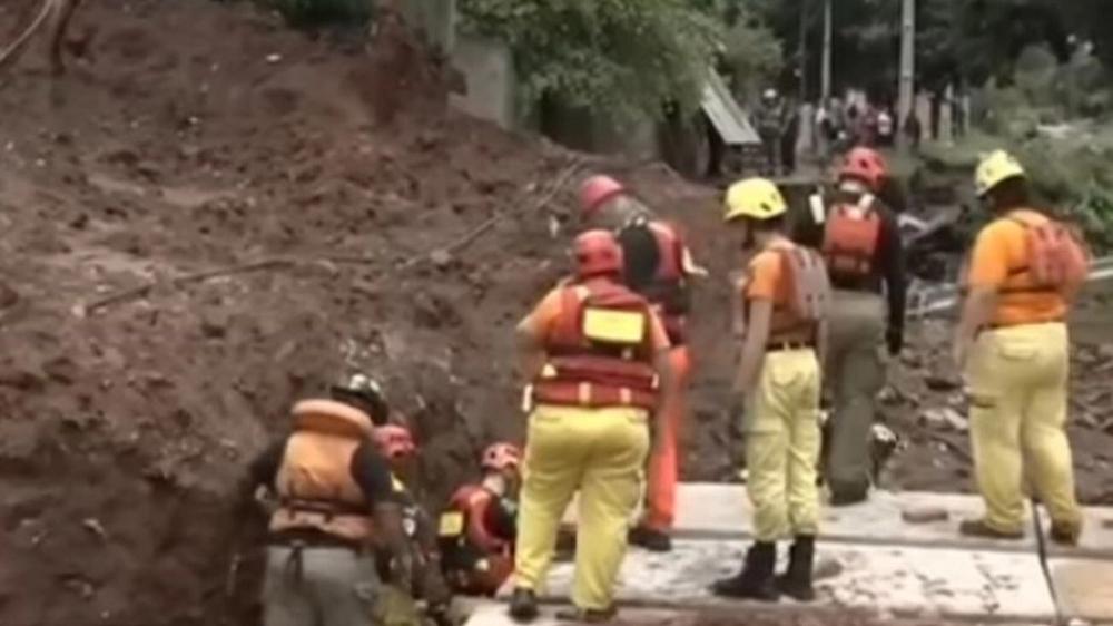 Intensa búsqueda de un niño argentino en Paraguay tras ser arrastrado por las inundaciones