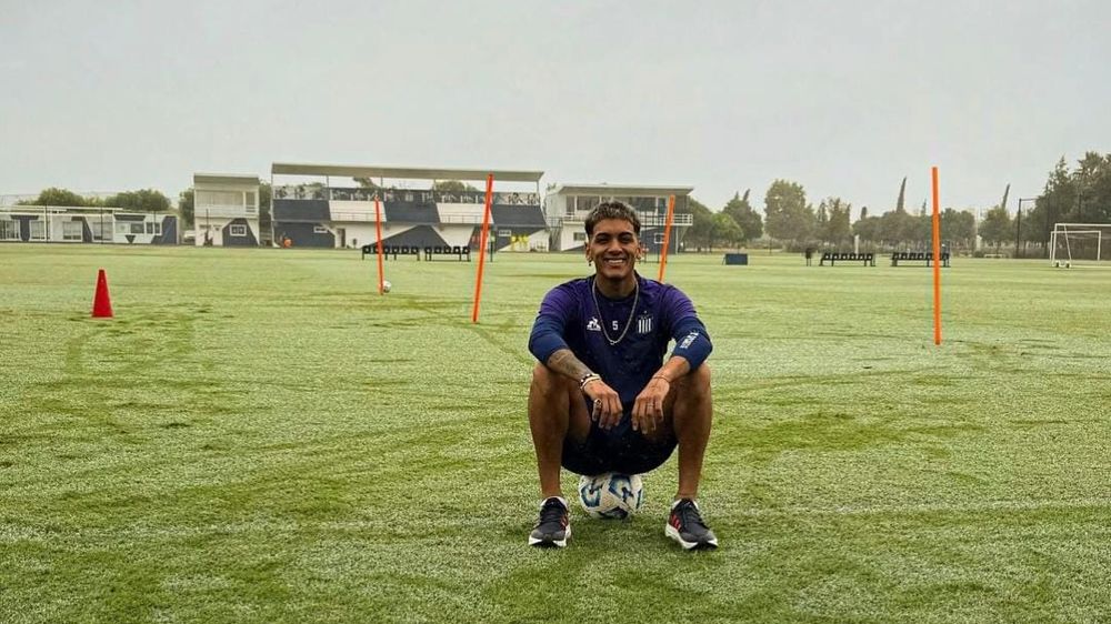 Estrategia Albiazul: Galarza, Eje del Nuevo Esquema Táctico Propuesto por el Entrenador