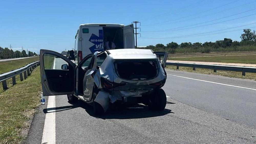 Tránsito interrumpido en Autopista Córdoba-Rosario por colisión múltiple cerca de Río Segundo