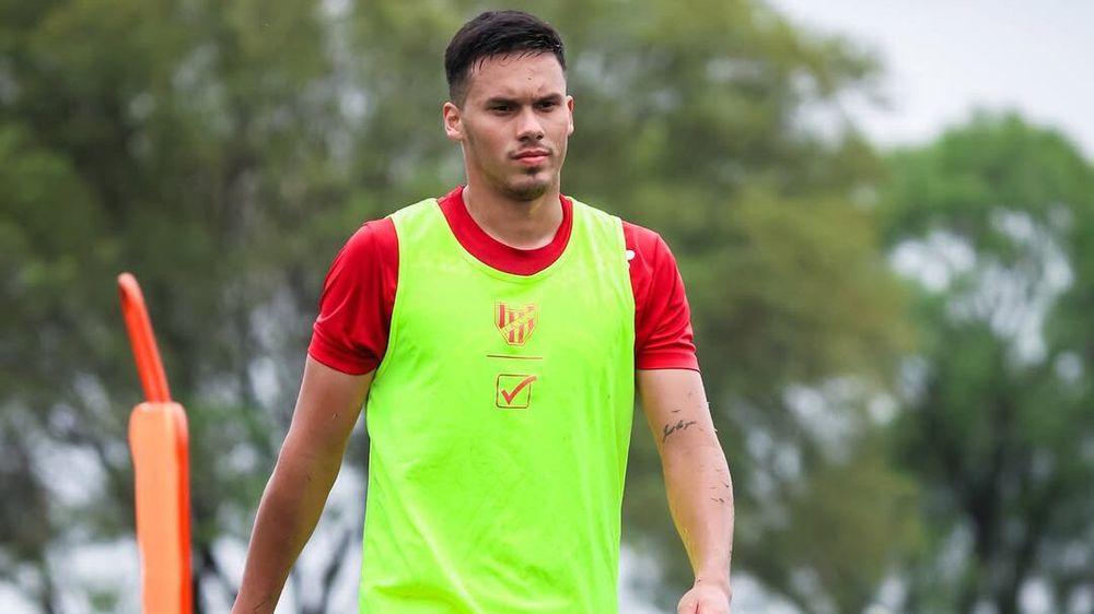 Instituto acuerda la salida de un defensor; su futuro estaría en el fútbol ruso