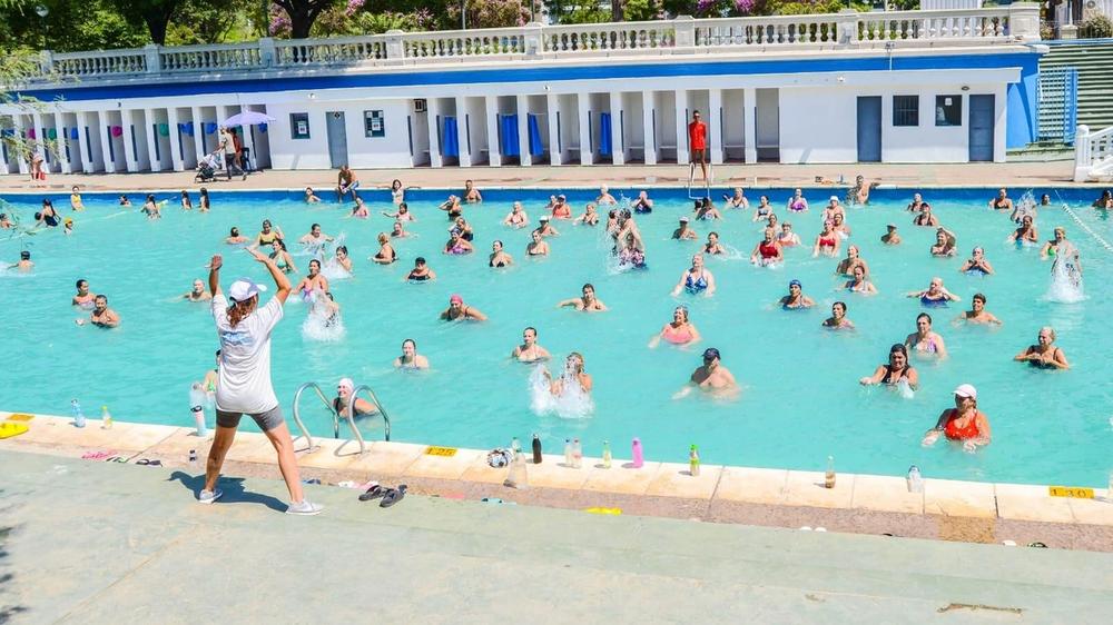 Piletas municipales concluyen temporada estival con afluencia récord de público
