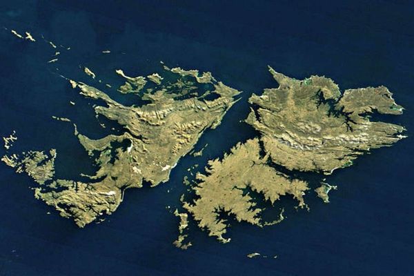 Soberanía e historia: Prudencio Bustos Argañarás repasa el extenso pasado de las Islas Malvinas