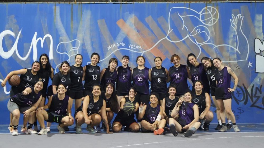 El auge del baloncesto femenino amateur: Pasión y compromiso en las canchas cordobesas