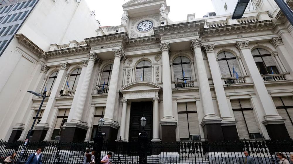 Perspectivas económicas para Argentina: Se anticipa crecimiento y descenso inflacionario en el horizonte