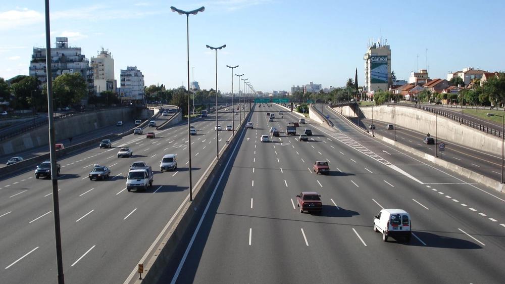 Trágico Accidente en Panamericana: Motociclista Fallece Tras Colisión con Camión