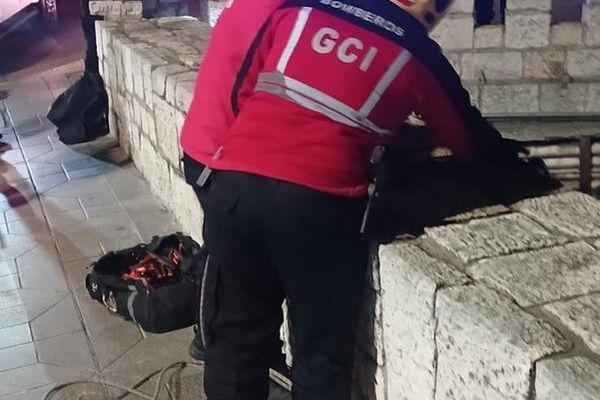 Grave incidente en La Cañada: Persona rescatada con serias lesiones