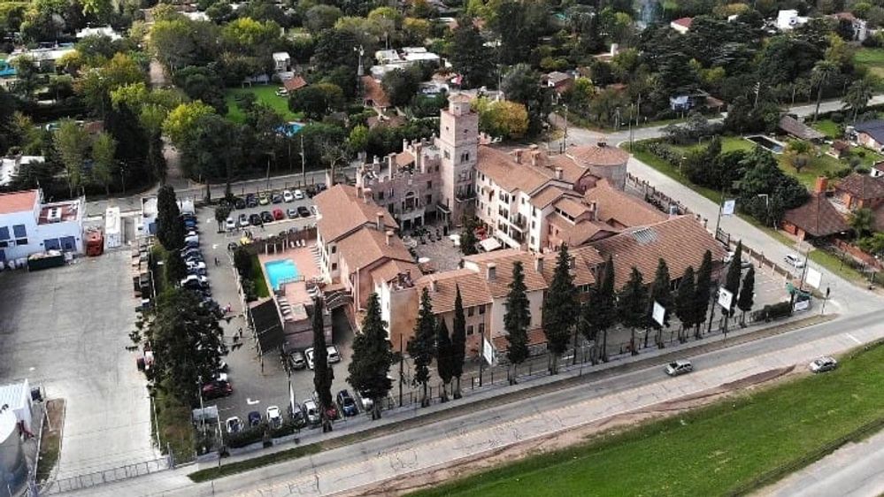 Escapada Medieval a Pasos de la Ciudad: Un Rincón Toscano en la Provincia