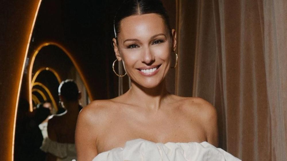 ¡Bomba nude! Pampita incendia México con un look que es puro fuego
