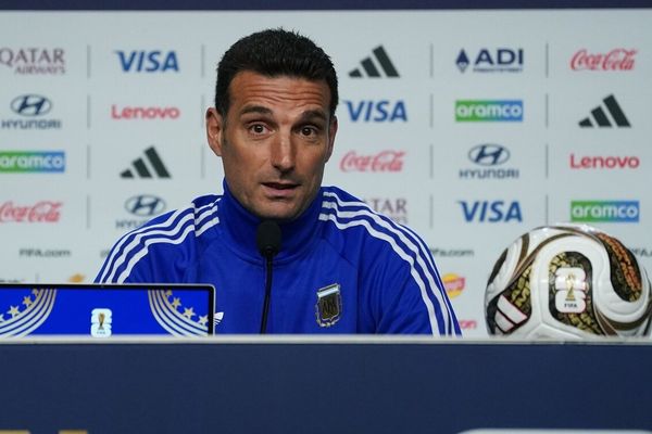 Scaloni define los últimos detalles para el choque ante España bajo la lupa del cansancio de sus futbolistas