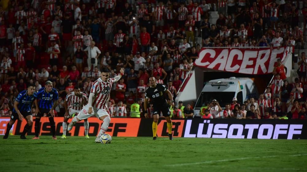 Atlético Tucumán elevará queja formal a la AFA por el desempeño arbitral de Espinoza