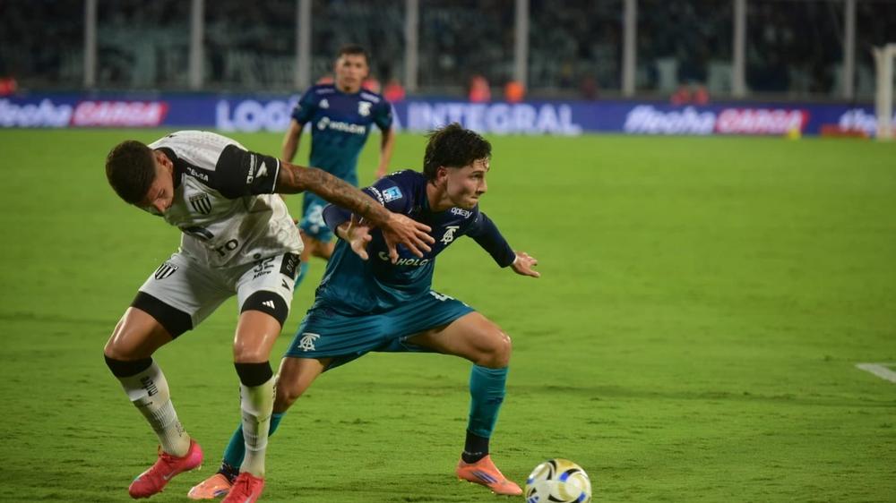 Talleres despliega su potencial y supera a Gimnasia (M) en el Estadio Kempes