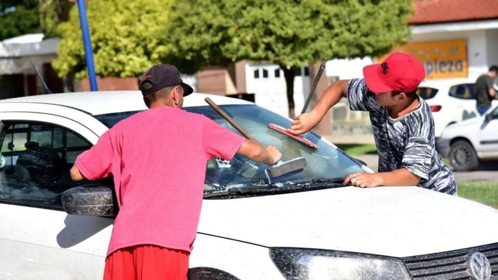 Iniciativa conjunta busca capacitar a trabajadores urbanos en Córdoba