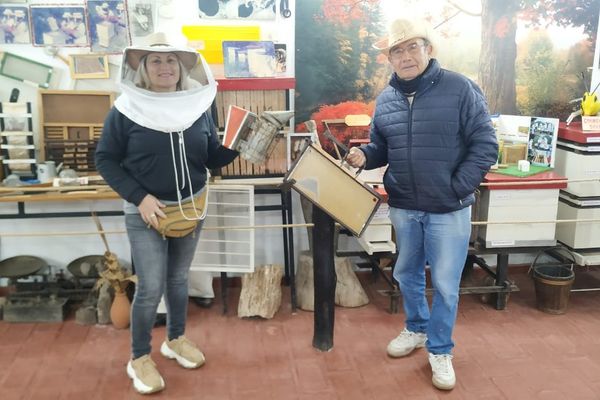 Eduardo Gaitán: Un legado de abejas y enseñanza en las Sierras Chicas
