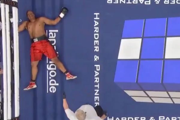 Boxeo: Un Nocaut Relámpago Define Combate en Cuatro Segundos