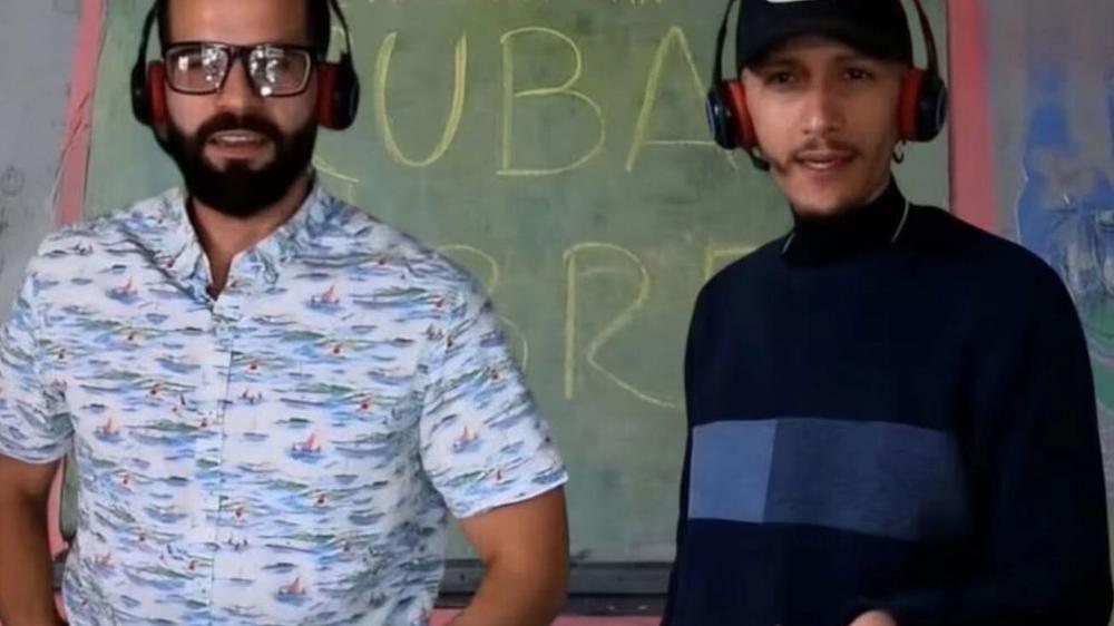 Influencers críticos del gobierno cubano, detenidos en un contexto de escasez