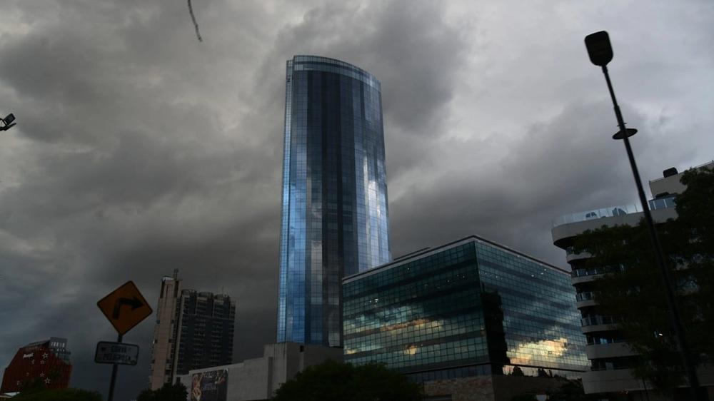 Córdoba: Jornada Marcada por Lluvias y Advertencias Meteorológicas para este Miércoles