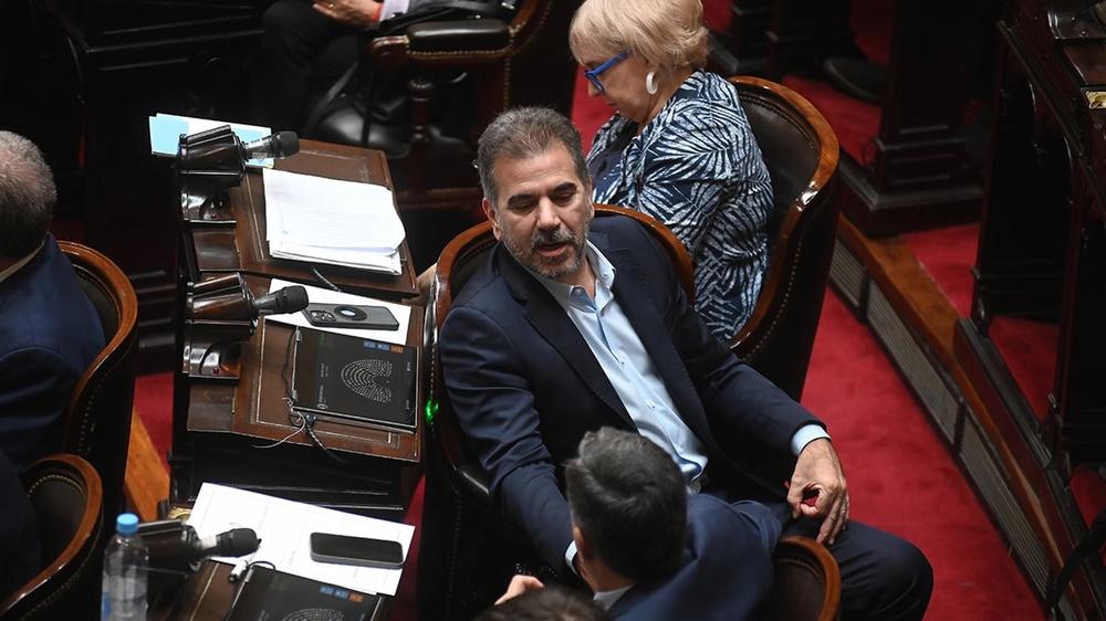 Debate por Licencias Médicas: El Gobierno Cede a Modificaciones, Aumenta la Presión para su Retiro Total