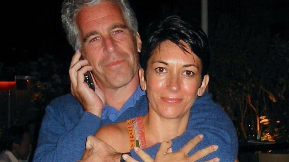 Maxwell Invoca la Quinta Enmienda ante el Congreso en Caso Epstein