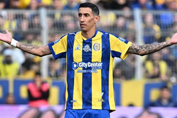 Recepción Hostil para Di María en el Monumental: Silbidos Opacan la Semifinal