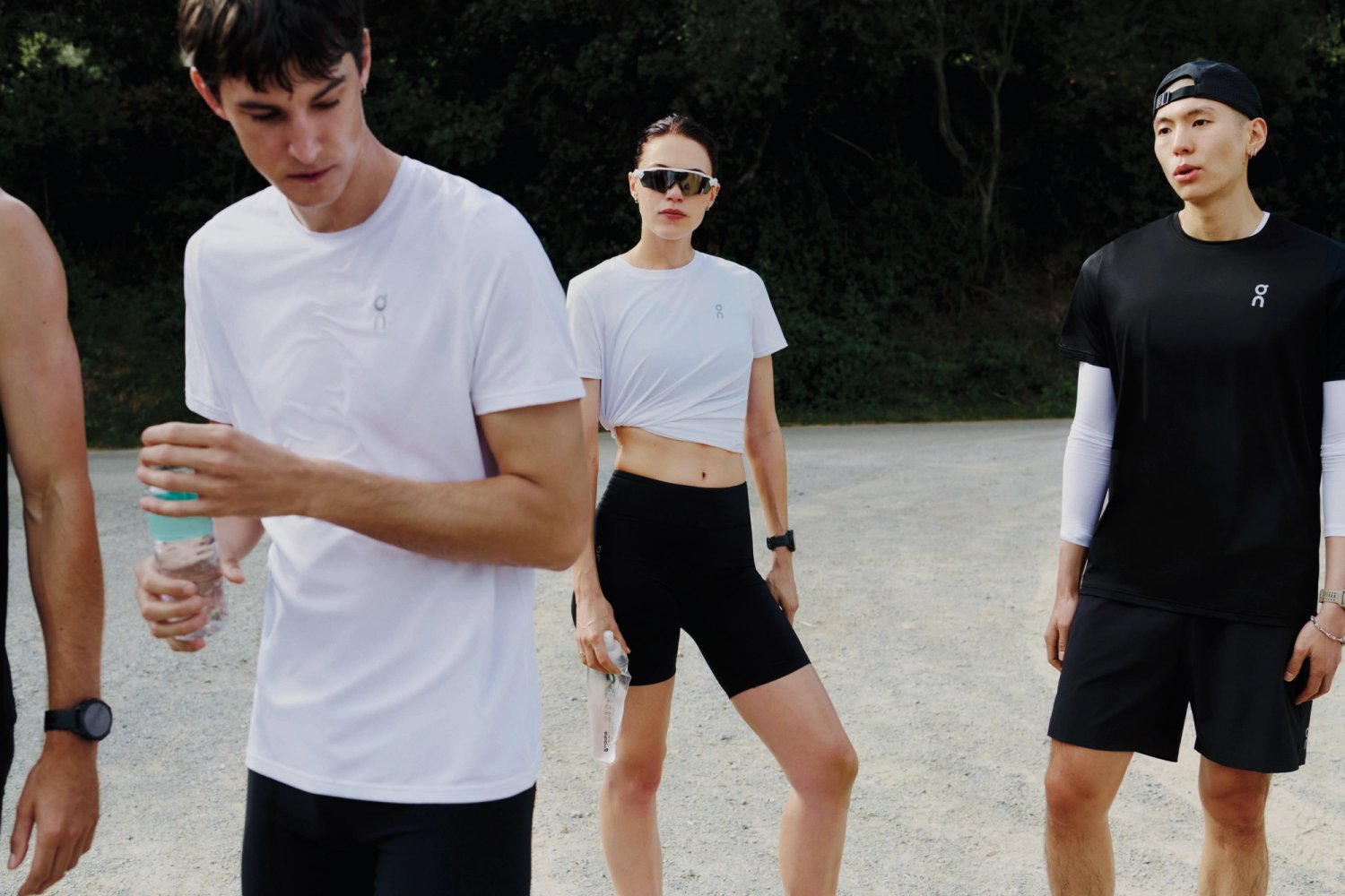 ss26-trade_assets-pr-mood_still-group_landscape_look1_cmyk-02