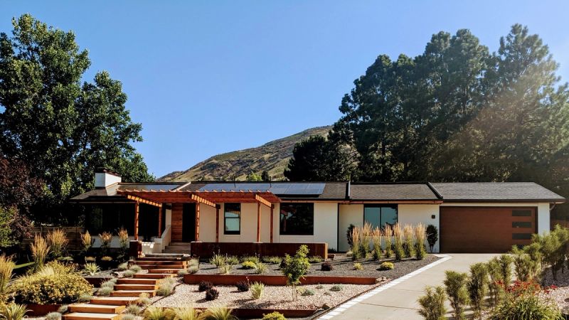 Residential solar install