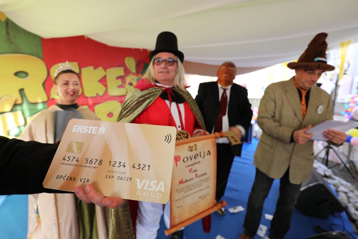 VIRSKE MAŠKARE PREUZELE VLAST Nema nazad, općinska kartica je u rukama Maškarane Republike