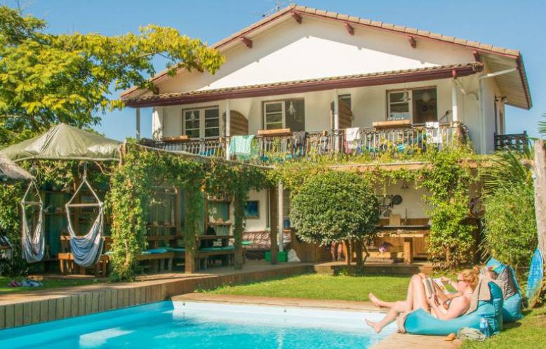 Pura Vida Lodge