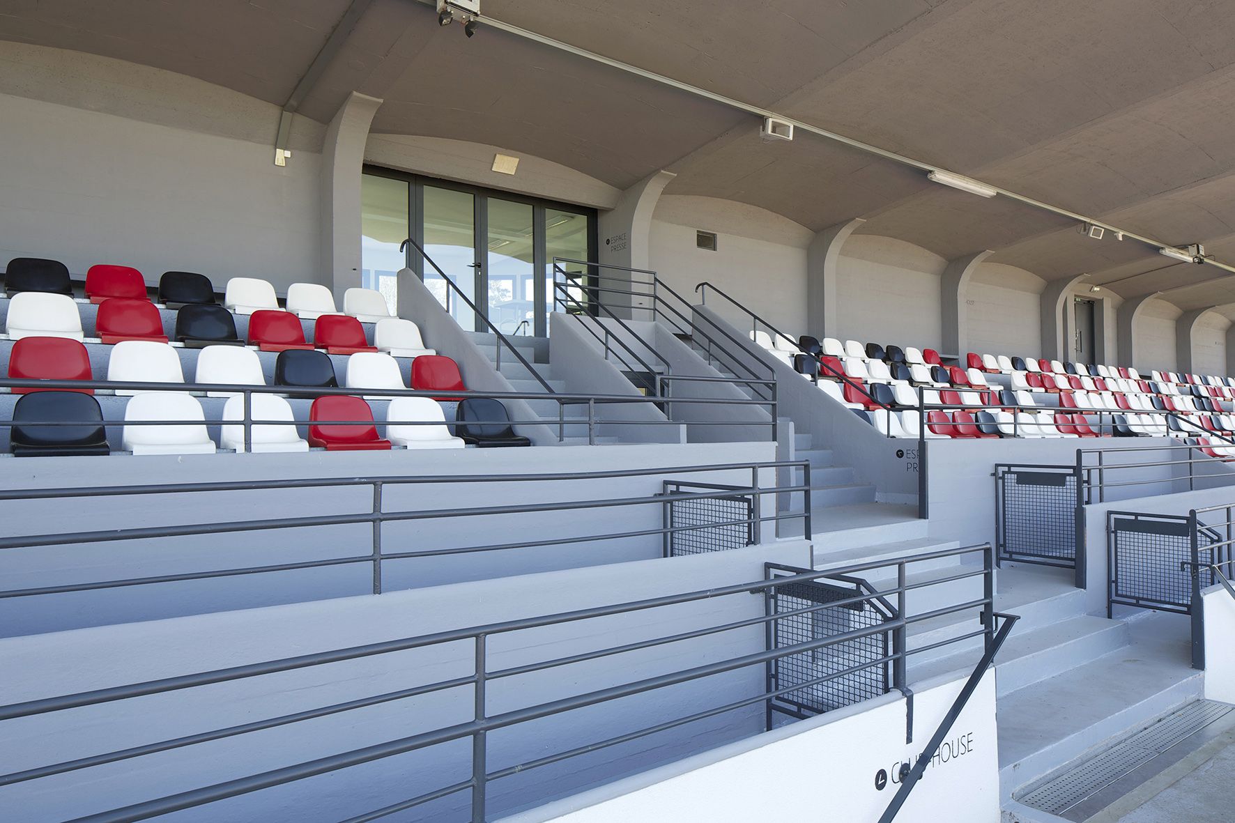 Collectif StudioLada