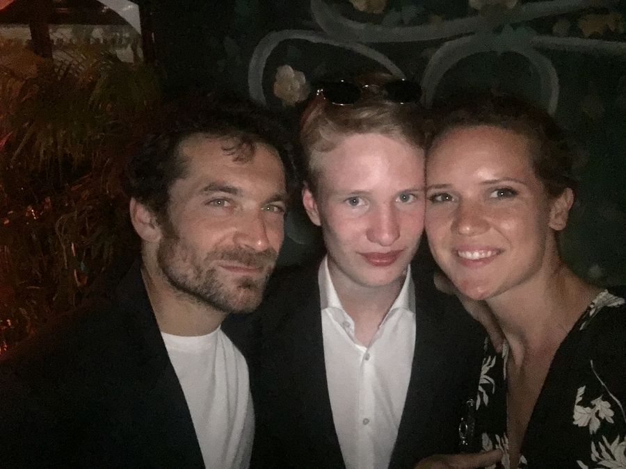 Girl - Behind the scenes 21