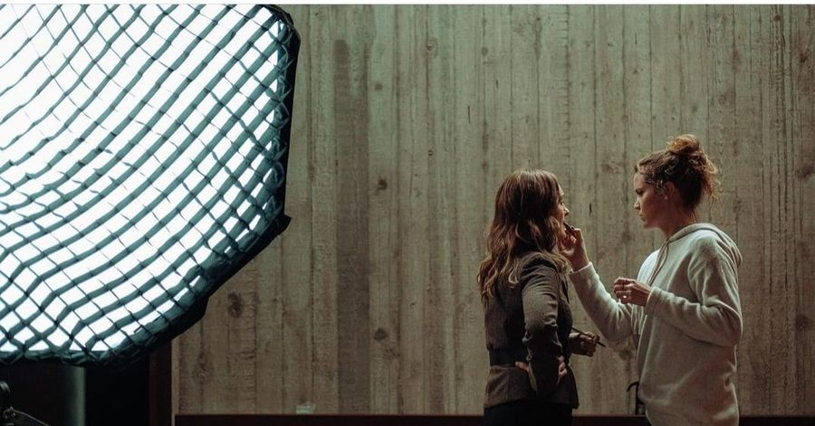 Professor T - Behind the scenes 2