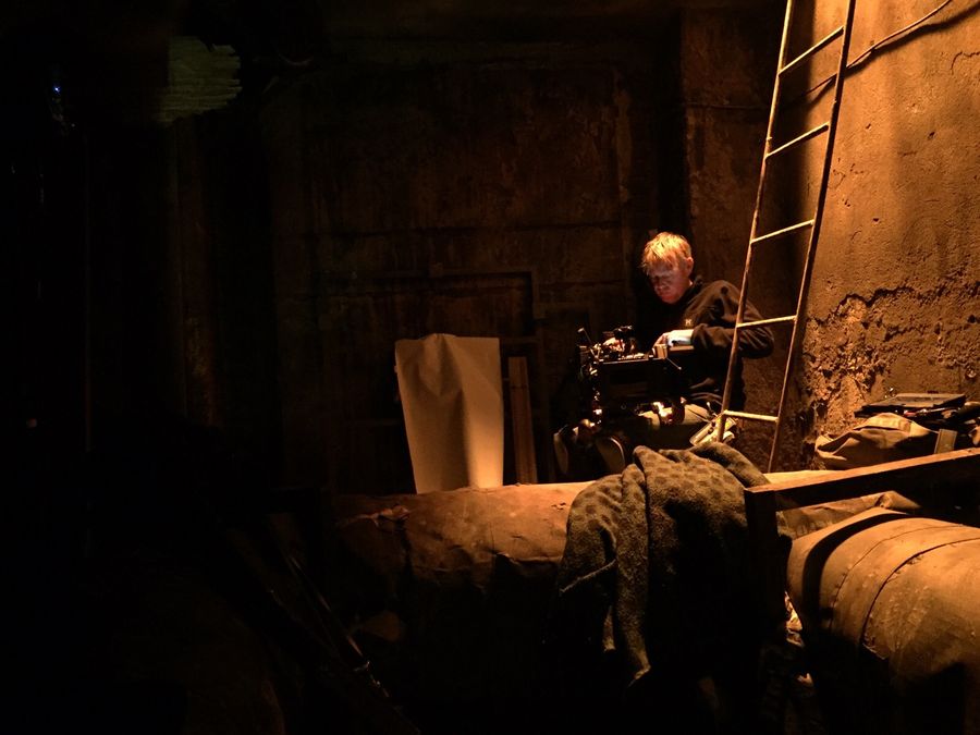 In Blue - Behind the scenes 24