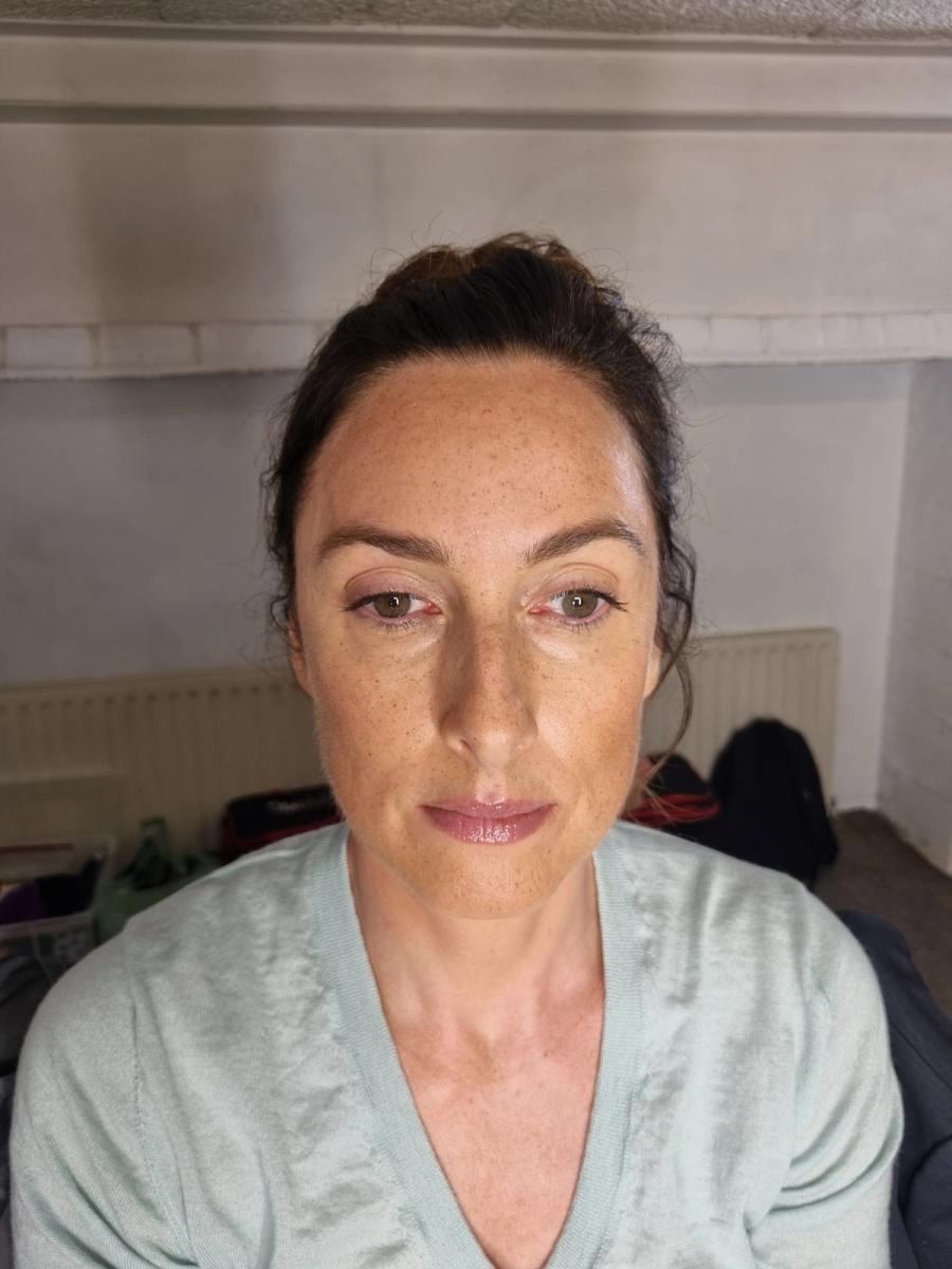 Julie Keeps Quiet - Behind the scenes 13