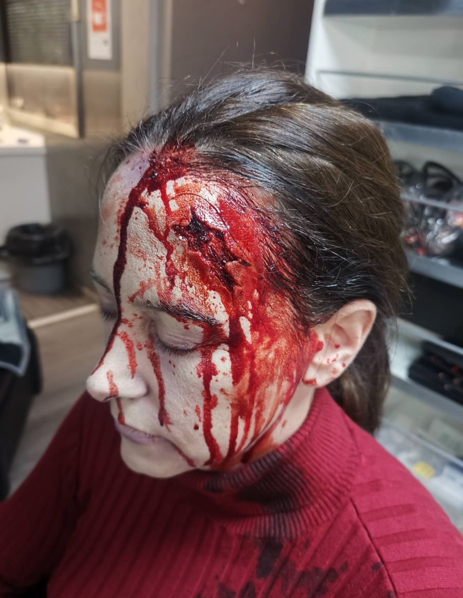 Professor T - Behind the scenes 16