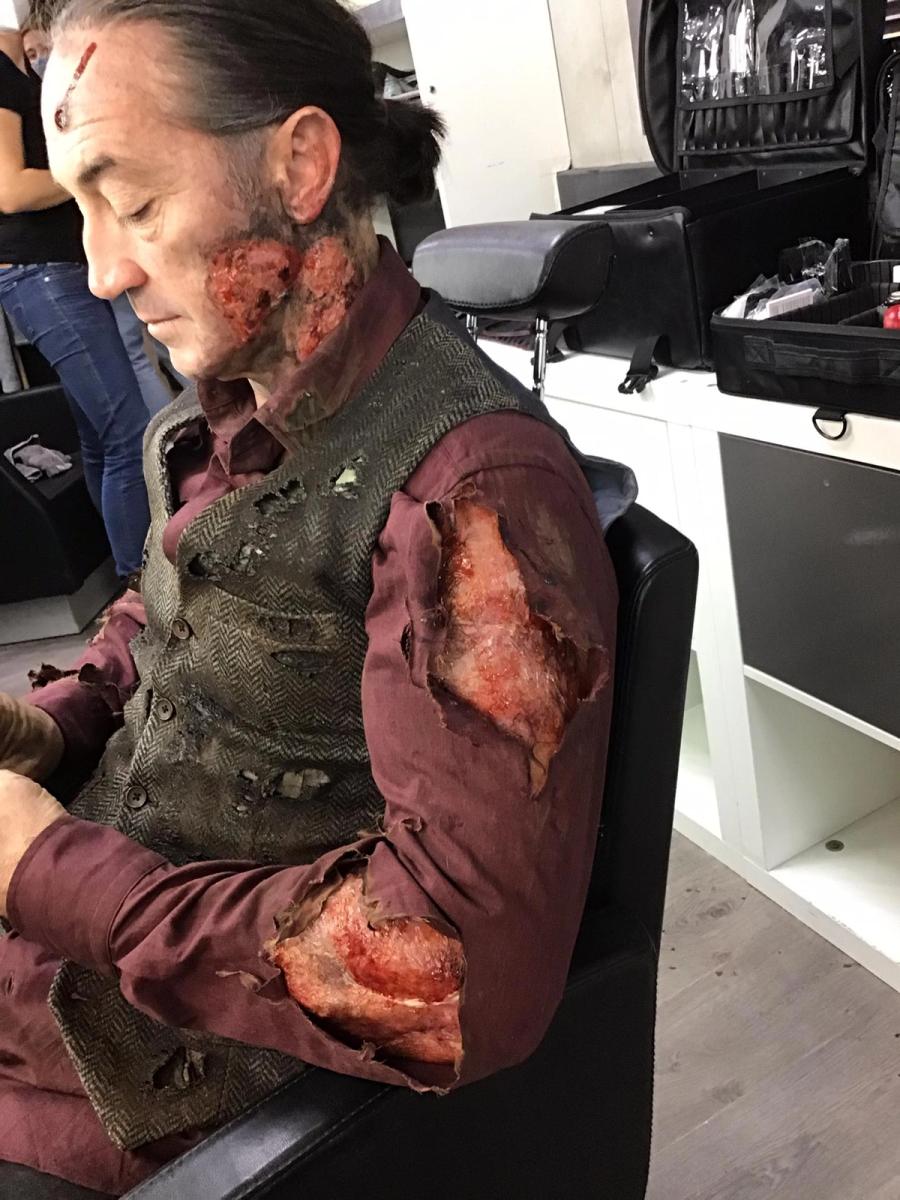 Professor T - Behind the scenes 19