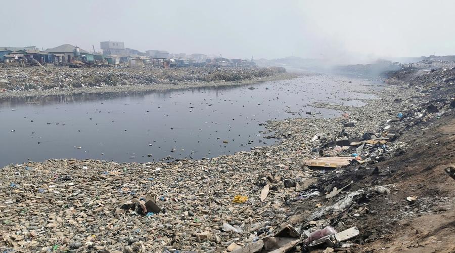 Descarte de Remédios é Crime Ambiental? Entenda a Lei